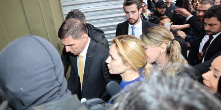 Deolane: vida com ostentação criou 'cenário fértil' para lavagem e deu ar de legalidade ao dinheiro da influenciadora, diz polícia